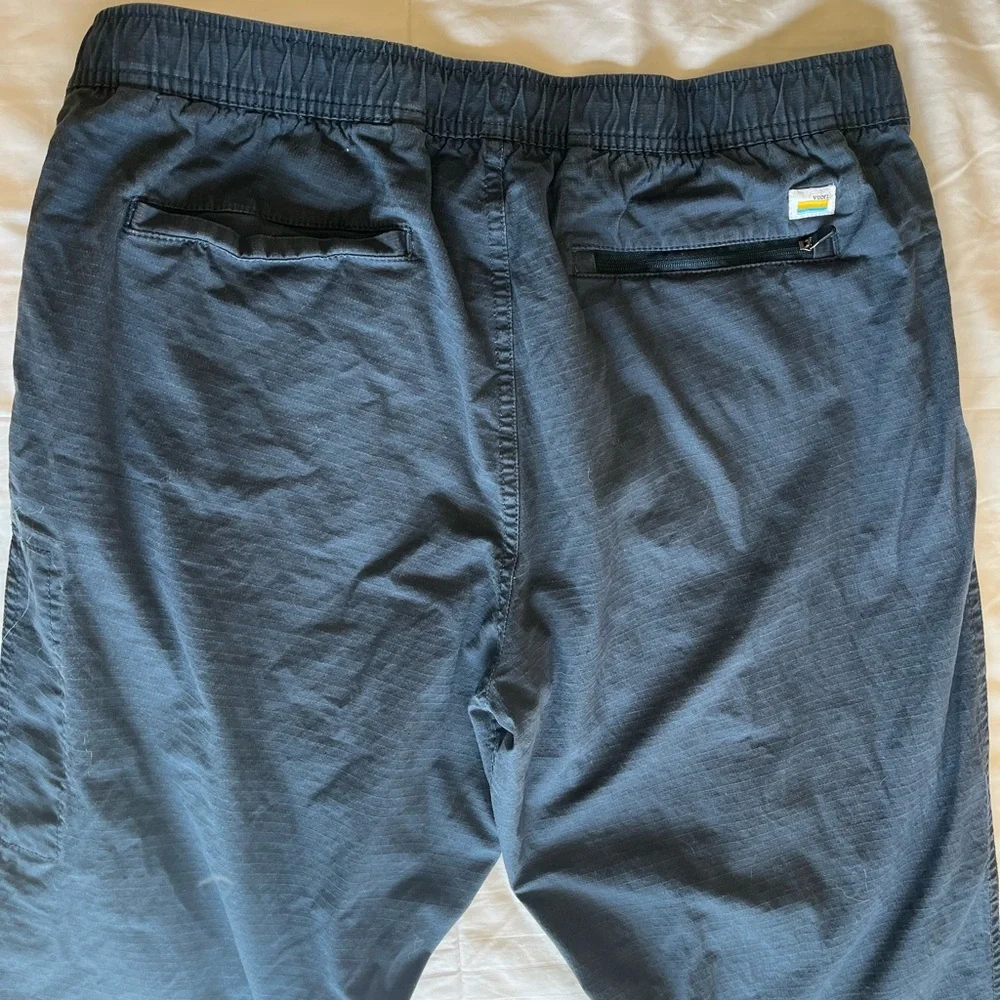 Men's Vuori Navy Ripstop Climber Chino Pant - Picture 2 of 3
